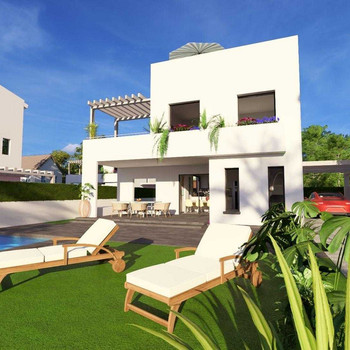 Villa mit Pool in zweiter Reihe vom Meer