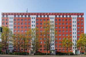 Schöne 2-Zimmer Wohnung mit WBS 100-220 – Sewanstr. 126, 10319 Friedrichsfelde, Berlin – Vorschaubild 1