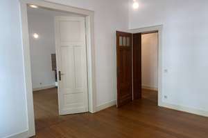 Herrliche Altbauwohnung: große Wohnküche, Original-Dielenböden, hohe Decken, top saniertes Bad – Adolfstr. 7, 53111 Nordstadt, Bonn – Vorschaubild 6