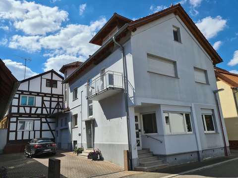 Freistehendes 2 Familienhaus Mit Grundstuck In Kraichtal Oberowisheim