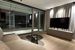 Exklusive Designerwohnung – luxuriös kernsaniert mit beeindruckendem Ausblick über Hannover – Hamburger Allee 6, 30161 Oststadt, Hannover – Vorschaubild 1