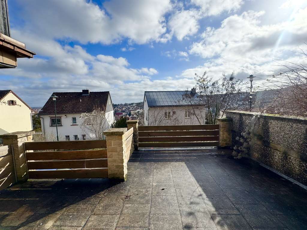 Immobilie in Bad Dürkheim - PROVISIONSFREI: Einfamilienhaus mit Potenzial in begehrter Lage und wundervollem Weitblick - Bild 3