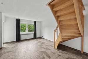 Großzügige 4-Zimmer-Maisonette-Wohnung in Düsseldorf Garath – Die vollständige Adresse der Immobilie erhältst du vom Anbieter., 40595 Garath, Düsseldorf – Vorschaubild 2