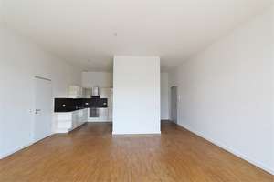 Bezugsfrei! Komfortable 2-Zimmer-Wohnung mit Balkon und Einbauküche. – An der Filmfabrik 06, 12555 Köpenick, Berlin – Vorschaubild 4