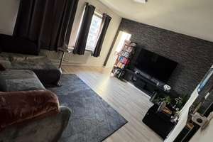 Schöne gemütliche 1 Zimmer, sparate Küche, Duschbad,