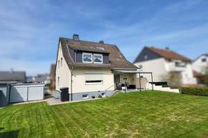 Gepflegtes Zweifamilienhaus in Toplage von Peine - viel Platz, Garten & Entwicklungspotenzial – Kattenhagen 8, 31224 Peine – Vorschaubild 3