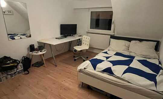 Zur Kapitalanlage: 4-Zimmerwohnung 3er-WG in der Schwetzingerstadt Mannheim