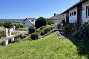 Traumhaft schönes Wohnen mit der Natur als Nachbarn... gepflegter Walmdachbungalow mit Garage auf 1 – Die vollständige Adresse der Immobilie erhältst du vom Anbieter., 96106 Ebern – Vorschaubild 17