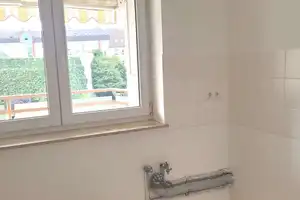 ***GEMÜTLICHE WOHNUNG MIT BALKON IM GEPFLEGTEM MFH-AUFZUG-TIEFGARAGENSTELLPLATZ*** – Philippstr. 8, 9130 Chemnitz – Vorschaubild 7