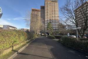 Frisch modernisiertes Wohnglück: 3 Zimmer mit Rundum-Balkon + modernes Bad mit Dusche + Aufzug – Krohstraße 4, 50968 Bayenthal, Köln – Vorschaubild 15