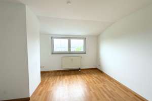 Moderne 3-Zimmer-Maisonettewohnung mit Balkon & Stellplatz – Terrassenstraße 13, 9131 Hilbersdorf, Chemnitz – Vorschaubild 6