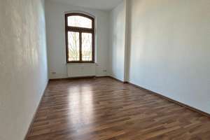3-Raum-Wohnung mit Balkon & Einbauküche – Poetenweg 30, 8056 Mitte-Nord, Zwickau – Vorschaubild 2