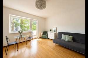 Charmante 1-Zimmer-Wohnung mit Balkon in der historischen Altstadt Spandau