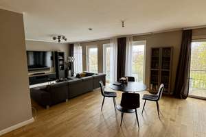 Luxuriöse 3-Zimmer-Wohnung mit EBK I Blick auf die Spree I bodentiefe Fenster I Smart Home I Quooker – Charlottenburger Ufer 14, 10587 Charlottenburg, Berlin – Vorschaubild 2