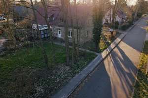 Haus mit Potenzial: 6 Zimmer, großer Garten und ruhige Lage in Bornim – Die vollständige Adresse der Immobilie erhältst du vom Anbieter., 14469 Bornim, Potsdam – Vorschaubild 3