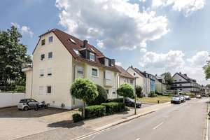 Helle Maisonette-Wohnung im 2. OG mit Ateliergeschoss und Dachloggia, Stellplatz + Garagenstellplatz – Die vollständige Adresse der Immobilie erhältst du vom Anbieter., 45136 Bergerhausen, Essen – Vorschaubild 20