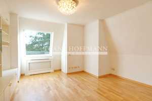 Stilvolle Villa mit großem Garten und Garage in Hamburg-Volksdorf – Hamburg – Vorschaubild 36