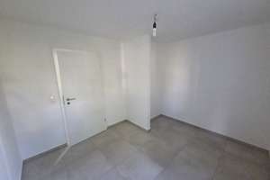 Helle und großzügige 4-Zimmer-Wohnung mit Balkon in bester Lage – ideal für Familien! – 80993 Alt-Moosach, München – Vorschaubild 10