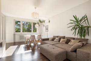 Bestlage in Nikolassee - drei Zimmer mit Blick auf die Rehwiese – Die vollständige Adresse der Immobilie erhältst du vom Anbieter., 14129 Nikolassee, Berlin – Vorschaubild 1