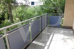 Sanierte 4 Zimmer-Wohnung in Würzburg-Versbach - Balkon mit Aussicht, Einbauküche, Doppel-Stellplatz