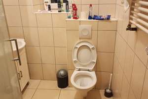 Helle Altbau 2-Zimmer Wohnung im 1. OG in Köln Mülheim mit einer Terrasse und Ausblick ins Grüne – Die vollständige Adresse der Immobilie erhältst du vom Anbieter., 51063 Mülheim (Ortsteil), Köln – Vorschaubild 11