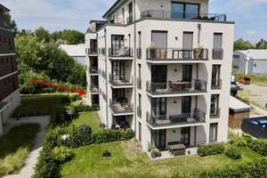 Neuwertige 3-Zimmer-Wohnung mit Privatgarten – barrierefrei und ostseenah
