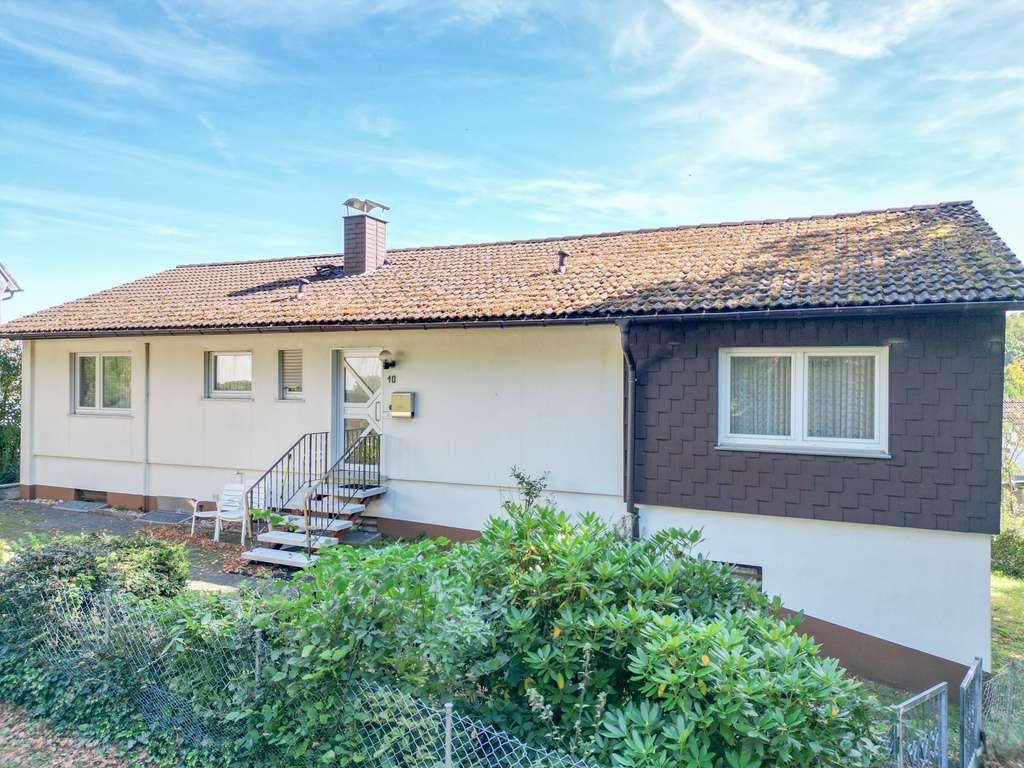 Immobilie in Freudenberg - Familienfreundliches Einfamilienhaus mit ELW in Oberholzklau - Bild 4