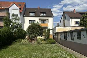 MA - SANDHOFEN // Attraktives Dreifamilienhaus mit großem Garten, Garage und Entwicklungspotenzial