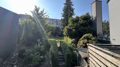 Grüne Oase im Herzen der Stadt – Wohn-/Geschäftshaus mit Traumgarten & Entwicklungspotenzial