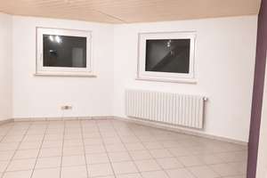 2-Zimmer-DG-Wohnung mit EBK in Karlsruhe-Südstadt