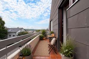 *Charmante 4-Zimmer-Dachgeschosswohnung mit Dachterrasse, Balkon und zusätzlichem Bühnenbereich* – Auerbachstraße 10, 74074 Heilbronn, Heilbronn – Vorschaubild 13