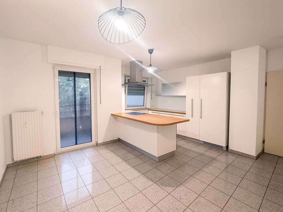 Küche und Essbereich