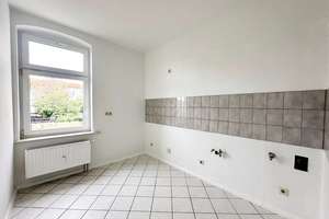 "Solide Kapitalanlage: Vermietete, renovierte 2-Zimmer-Wohnung mit Stellplatz und Gartennutzung" – Klopstockstraße 9, 9131 Ebersdorf, Chemnitz – Vorschaubild 7