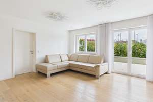 Neuwertige 4-ZKB-Erdgeschoss-Wohnung mit XXL-Terrasse, Einbauküche und Tiefgaragen-Stellplatz! – Die vollständige Adresse der Immobilie erhältst du vom Anbieter., 85053 Südost, Ingolstadt – Vorschaubild 11