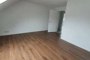 Modernisierte 5,5-Zimmer-Dachgeschosswohnung in Stuttgart-Heumaden – Fenchelstr 15, 70619 Heumaden, Stuttgart – Vorschaubild 9