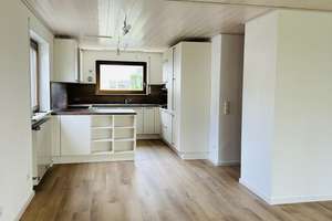 Stilvolle, kernsanierte 3-Zimmer-Wohnung mit Garten & Garage in Stuttgart-Büsnau