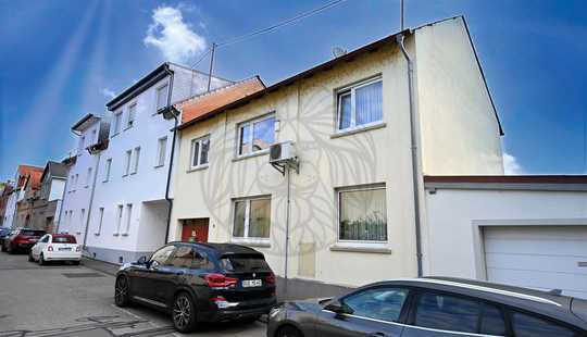Bild von Attraktives Reihenmittelhaus in zentraler, dennoch
ruhiger Lage von Geisenheim!