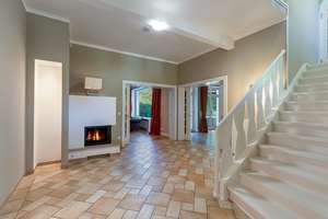 Eleganz trifft Geschichte – Exklusive Villa in Hochkamp – Die vollständige Adresse der Immobilie erhältst du vom Anbieter., 22609 Osdorf, Hamburg – Vorschaubild 3