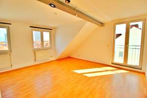 City - Blick über die Dächer gemütl. Maisonette - 3 Zimmer  mit 2  Balkonen – Die vollständige Adresse der Immobilie erhältst du vom Anbieter., 28195 Bahnhofsvorstadt, Bremen – Vorschaubild 11