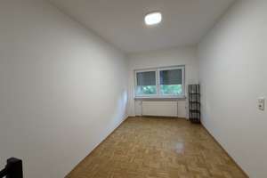 Großzügige 4-Zimmer-Wohnung mit 124 m², 2 Bädern, Balkon und hochwertiger Einbauküche – Bertha-von-Suttner-Straße 14, 65189 Südost, Wiesbaden – Vorschaubild 15