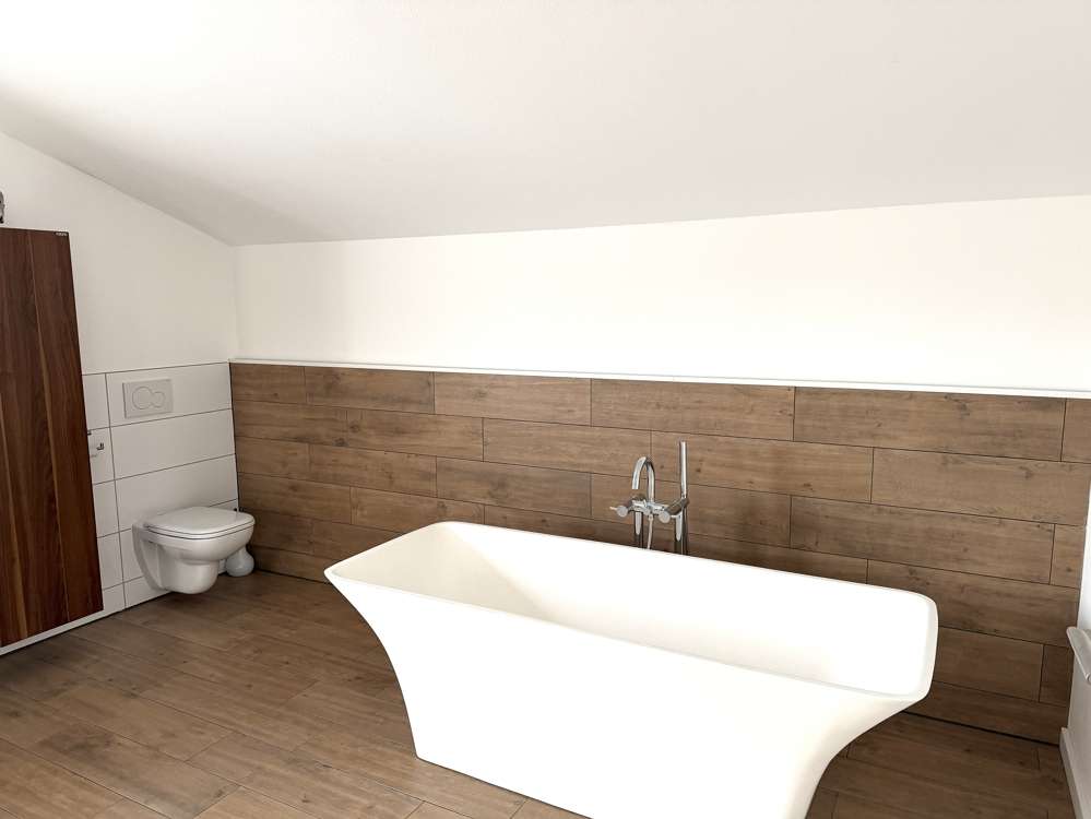 Immobilie in Mertesheim - Frische Luft, freier Blick, hoher Wohnkomfort = Lebensqualität! Modernes EFH m. ELW in Mertesheim! - Bild 16