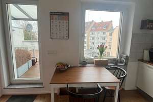 Düsseldorf-City: Gepflegtes Mehrfamilienhaus in ruhiger,  zentraler Lage – Die vollständige Adresse der Immobilie erhältst du vom Anbieter., 40211 Stadtmitte, Düsseldorf – Vorschaubild 6