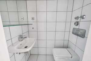 Großzügige 2-Zimmer-Wohnung mit Süd-Loggia, Balkon und Stellplatz in beliebter Lage von Düsseldorf – Die vollständige Adresse der Immobilie erhältst du vom Anbieter., 40470 Mörsenbroich, Düsseldorf – Vorschaubild 17