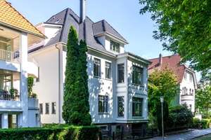 Exklusiv sanierte Altbauwohnung (KfW-55) mit hochwertiger Ausstattung und Blick auf den Schlossgarte – Die vollständige Adresse der Immobilie erhältst du vom Anbieter., 26135 Gerichtsviertel, Oldenburg (Oldenburg) – Vorschaubild 19