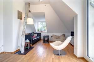 Möbliert: Helle 3-Zimmer Dachterrassenwohnung auf Zeit mieten – Die vollständige Adresse der Immobilie erhältst du vom Anbieter., 80997 Allach, München – Vorschaubild 2