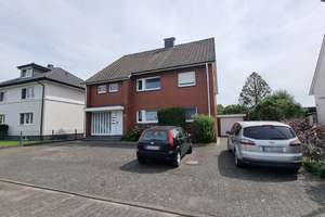 Zweifamilienhaus mit Ausbaupotential 
und zusätzlichem Baugrundstück! – Die vollständige Adresse der Immobilie erhältst du vom Anbieter., 33415 Verl – Vorschaubild 3