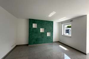 Stilvoll wohnen in Augsburg-Kriegshaber – freistehendes Einfamilienhaus mit Kamin & Designküche – Emily-Balch Straße 7, 86156 Kriegshaber, Augsburg – Vorschaubild 11