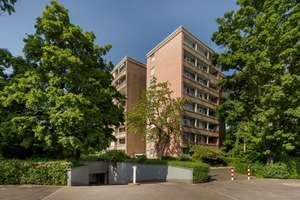 Waldblick-Loggia & Tiefgarage: Perfekt geschnittene 43 m² Oase mit Aufzug – Hubertusweg 13, 41466 Reuschenberg, Neuss – Vorschaubild 3