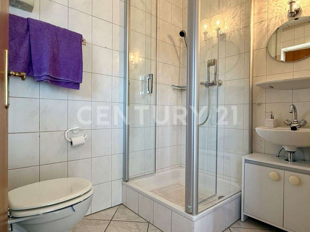 Immobilie in Naunheim - Geschmackvolles Einfamilienhaus mit viel Platz - Bild 3