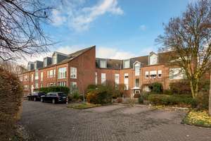 Familientraum in Kaiserswerth: 4 Zimmer-Wohnung mit idyllischem Garten